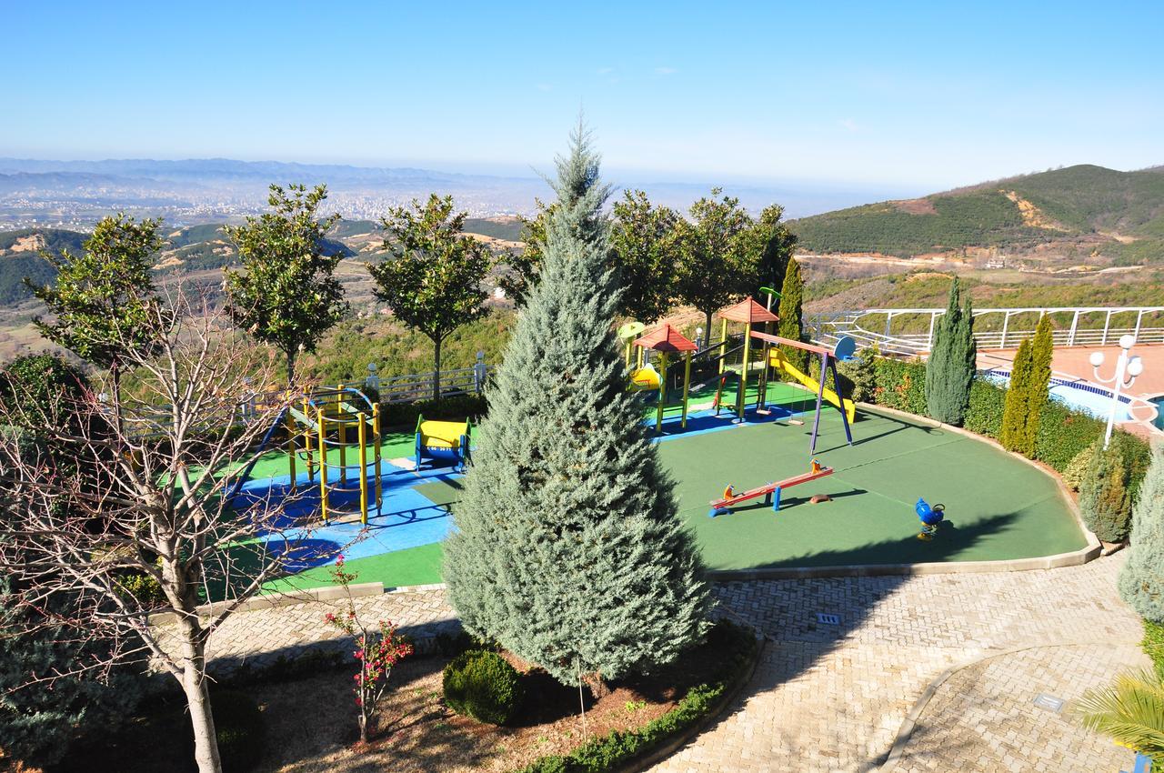 Dajti Park Ferieanlegg 4*